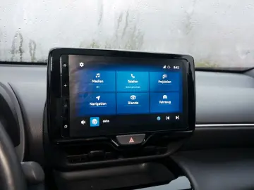 Yaris Cross Hybrid 4x4 Style HUD PANO LED PDC
