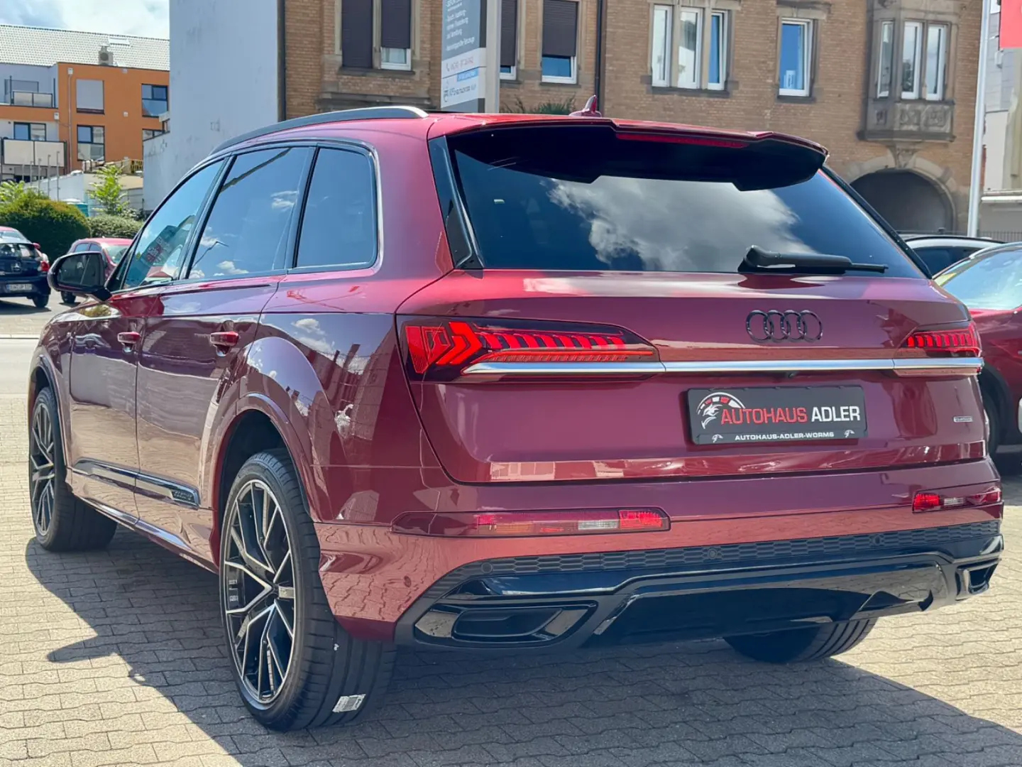 Q7 55TFSI QUATTRO S-LINE 1HD 19% MATRIX 360 7SIZ