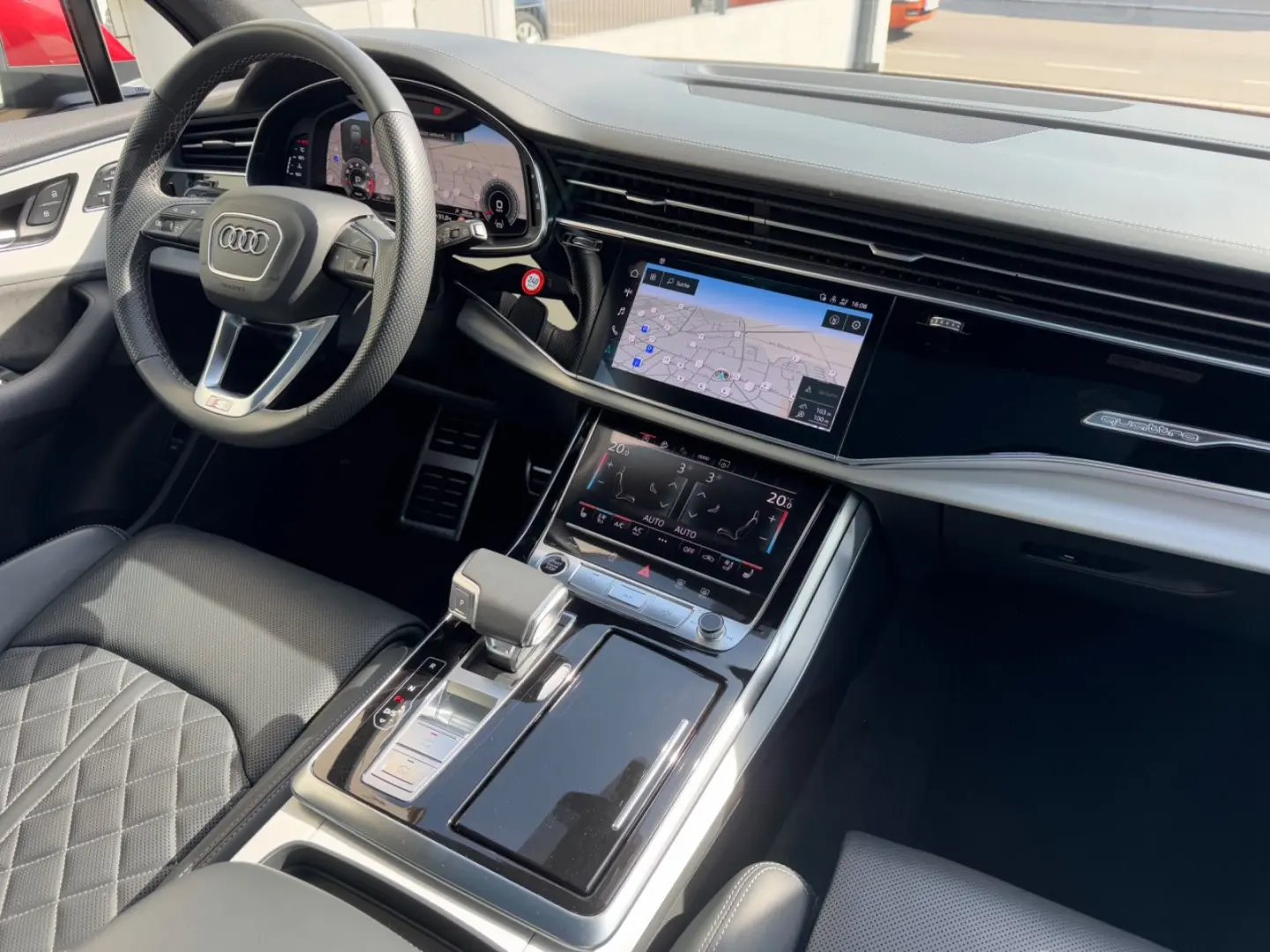Q7 55TFSI QUATTRO S-LINE 1HD 19% MATRIX 360 7SIZ