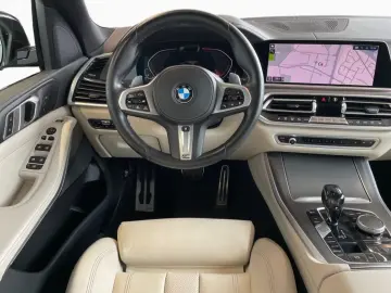 BMW X5 xDrive 40i M Sport Pano AHK Laser St&Go STHZ