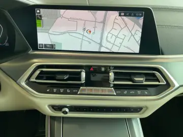 BMW X5 xDrive 40i M Sport Pano AHK Laser St&Go STHZ