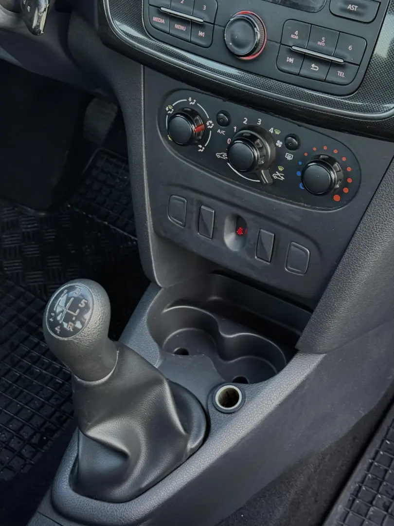 Dacia Logan 1.0 SCe Ambiance
