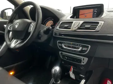 Renault Megane Bose Edition