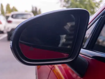 MERCEDES-BENZ CLA 200d