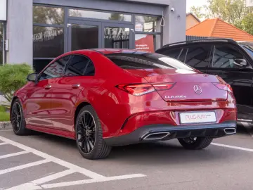 MERCEDES-BENZ CLA 200d