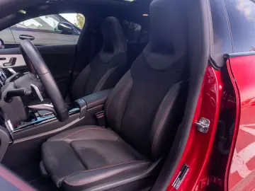 MERCEDES-BENZ CLA 200d