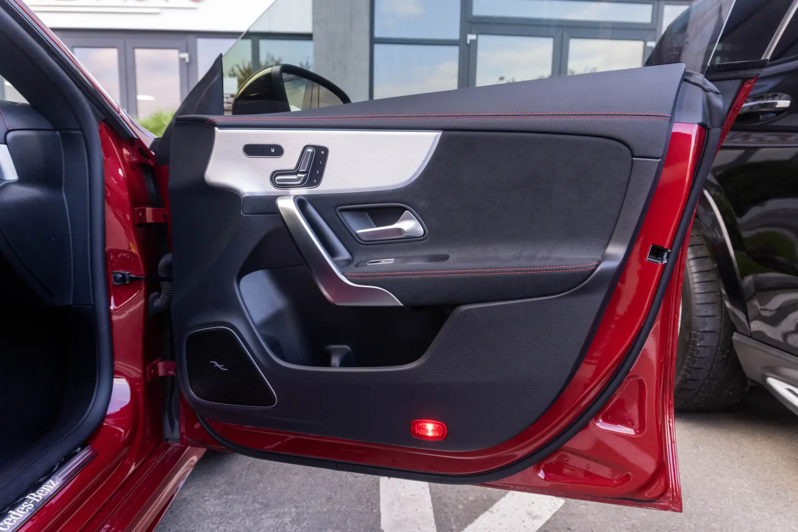 MERCEDES-BENZ CLA 200d