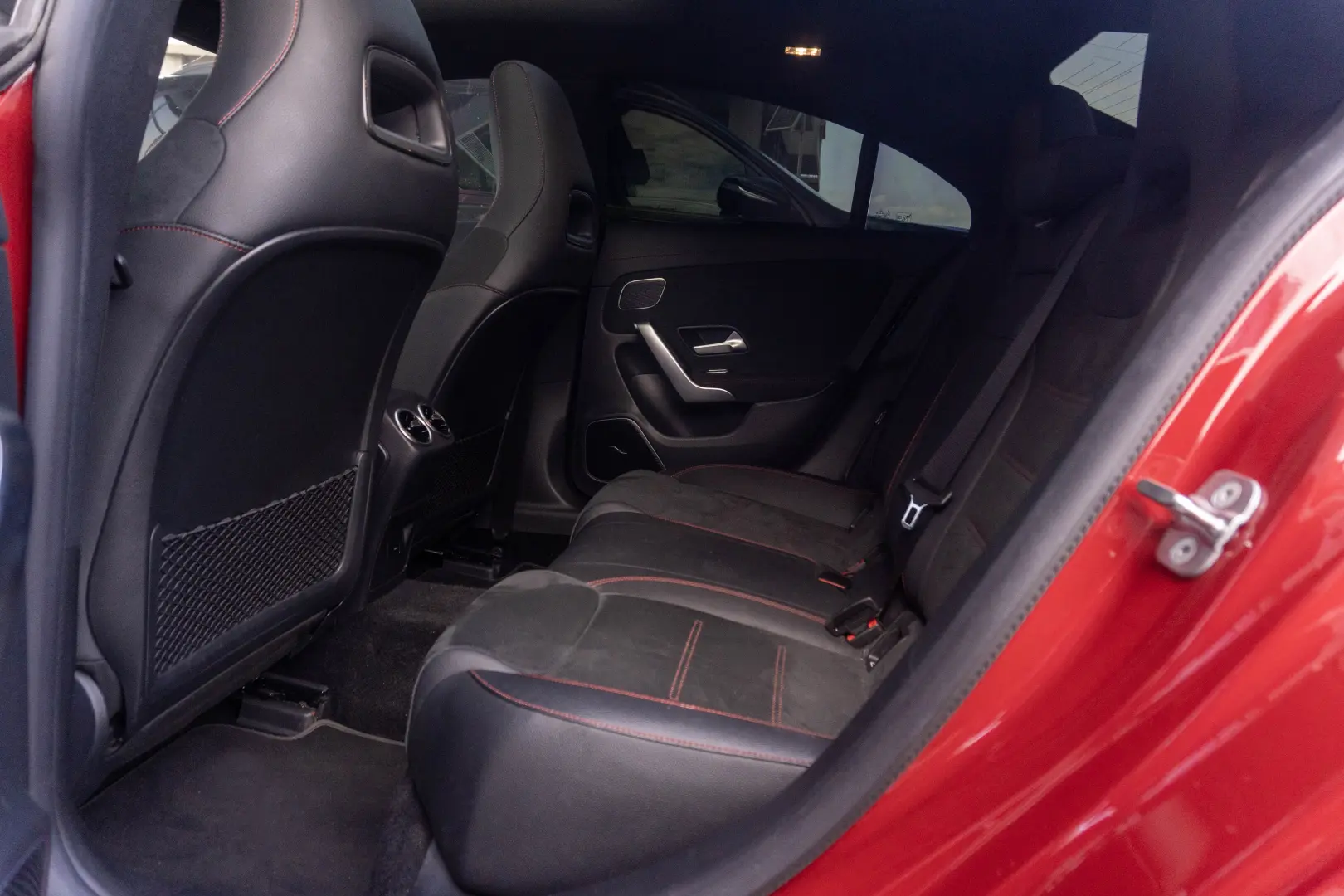 MERCEDES-BENZ CLA 200d