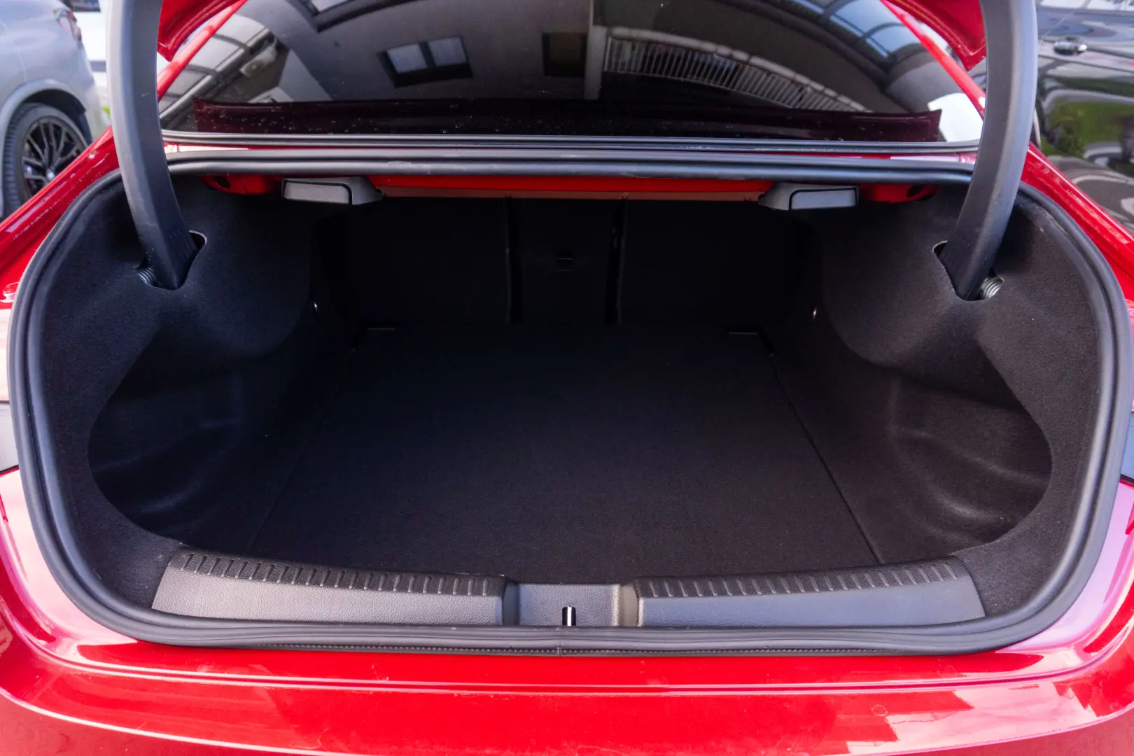 MERCEDES-BENZ CLA 200d