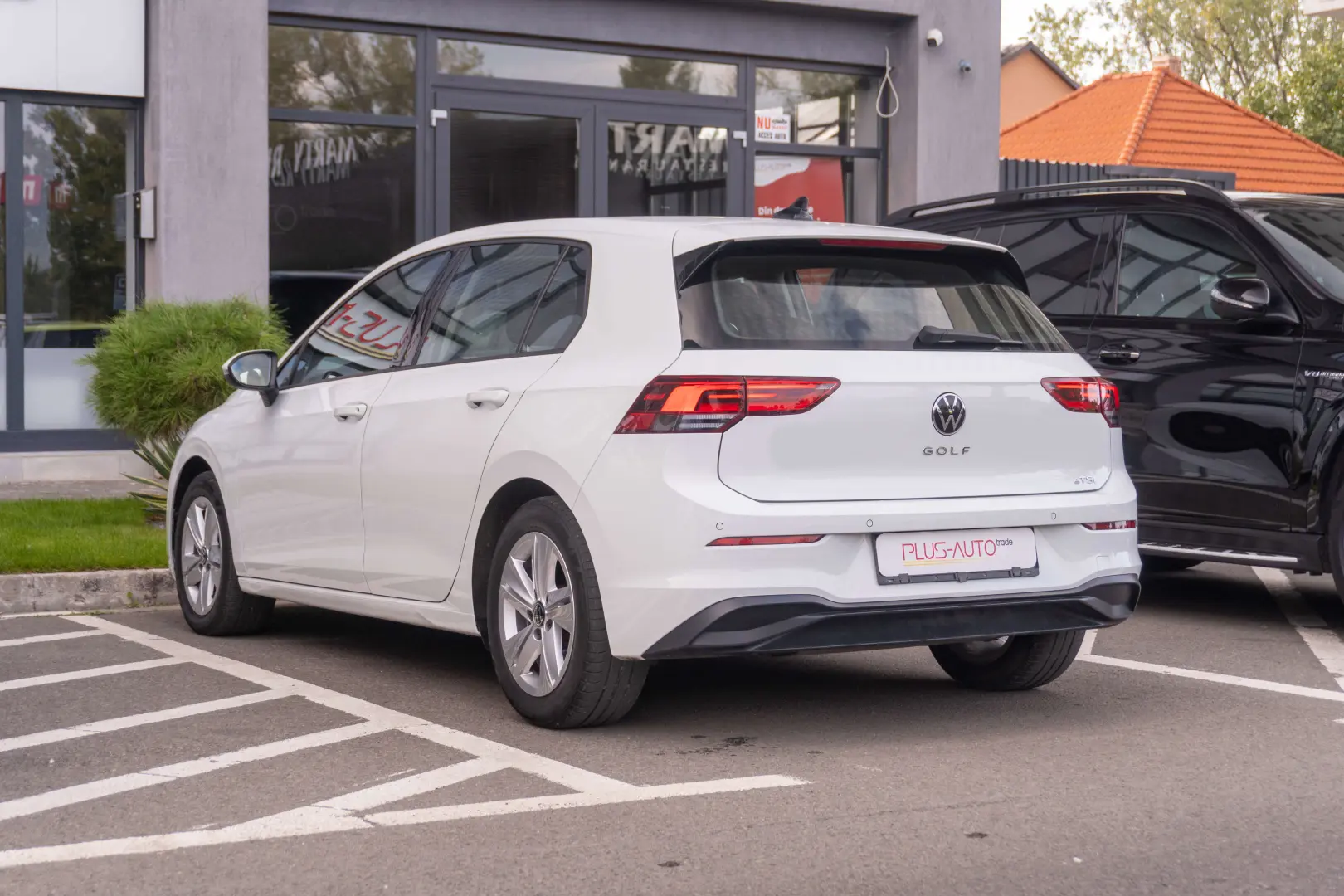 Volkswagen Golf 8 Life 1.0 110CP TSI DSG mild hybrid