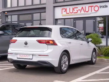 Volkswagen Golf 8 Life 1.0 110CP TSI DSG mild hybrid