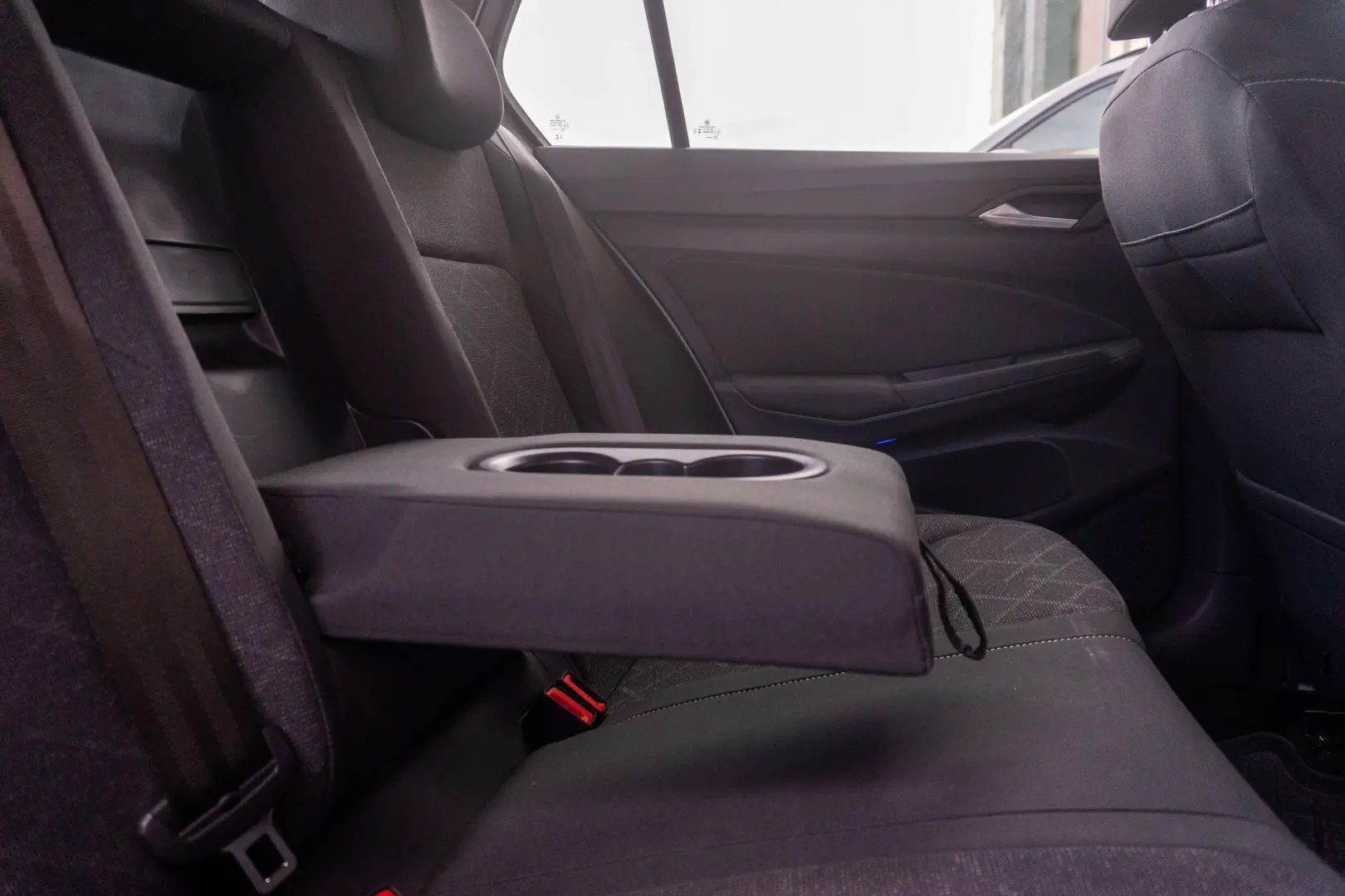 Volkswagen Golf 8 Life 1.0 110CP TSI DSG mild hybrid