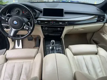 BMW X5 M50