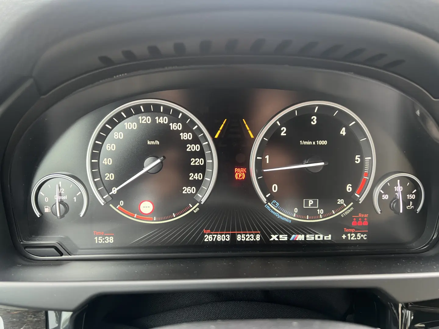 BMW X5 M50