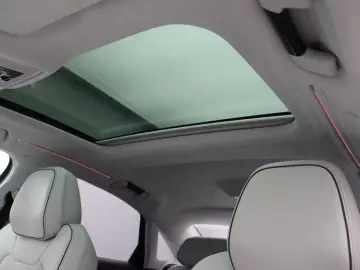 S8 4.0 TFSI quattro . Matrix Navi Pano AHK