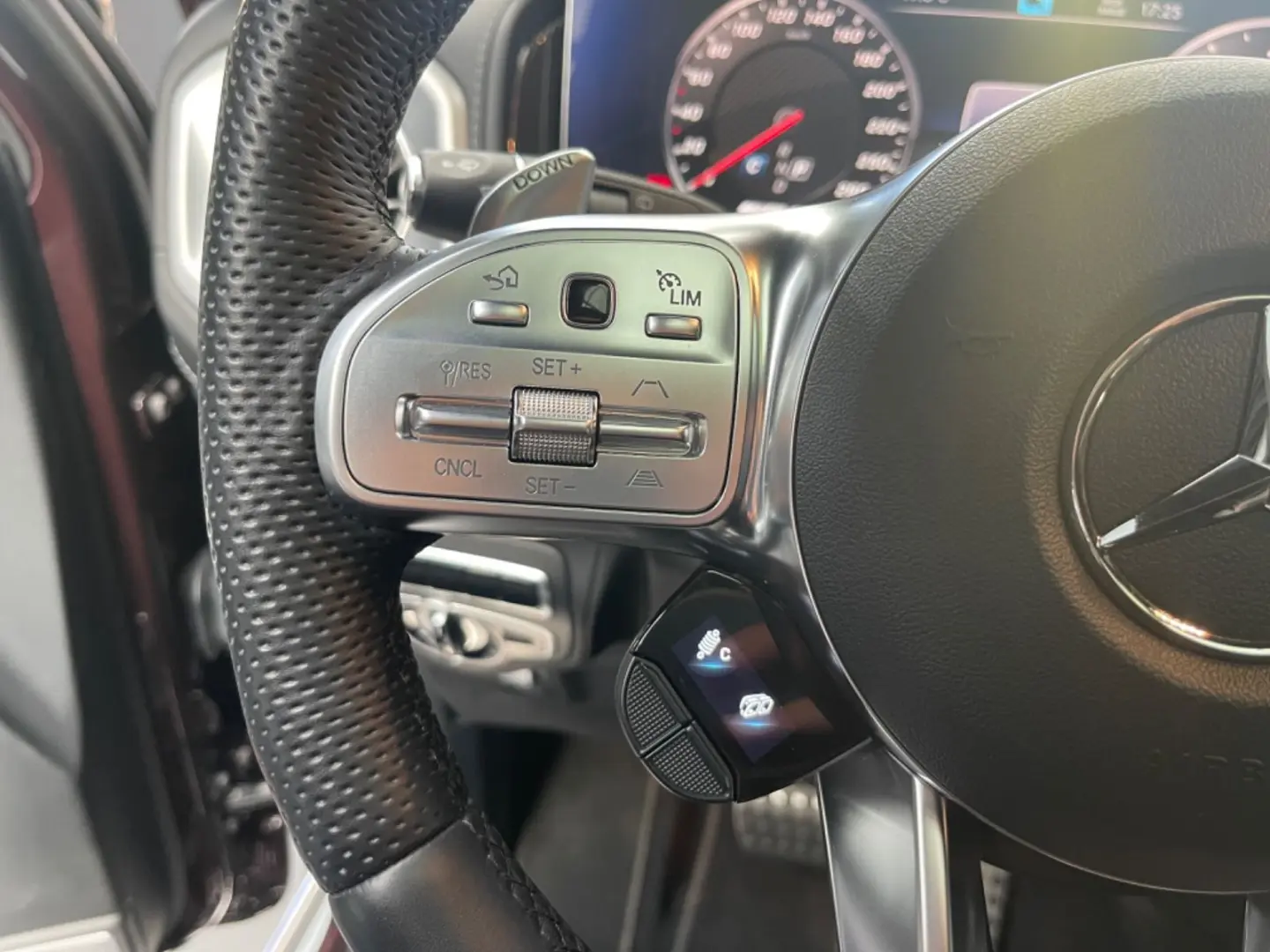 G 63 AMG VIOLETTE NIGHTPAKKET 22  BURMESTER