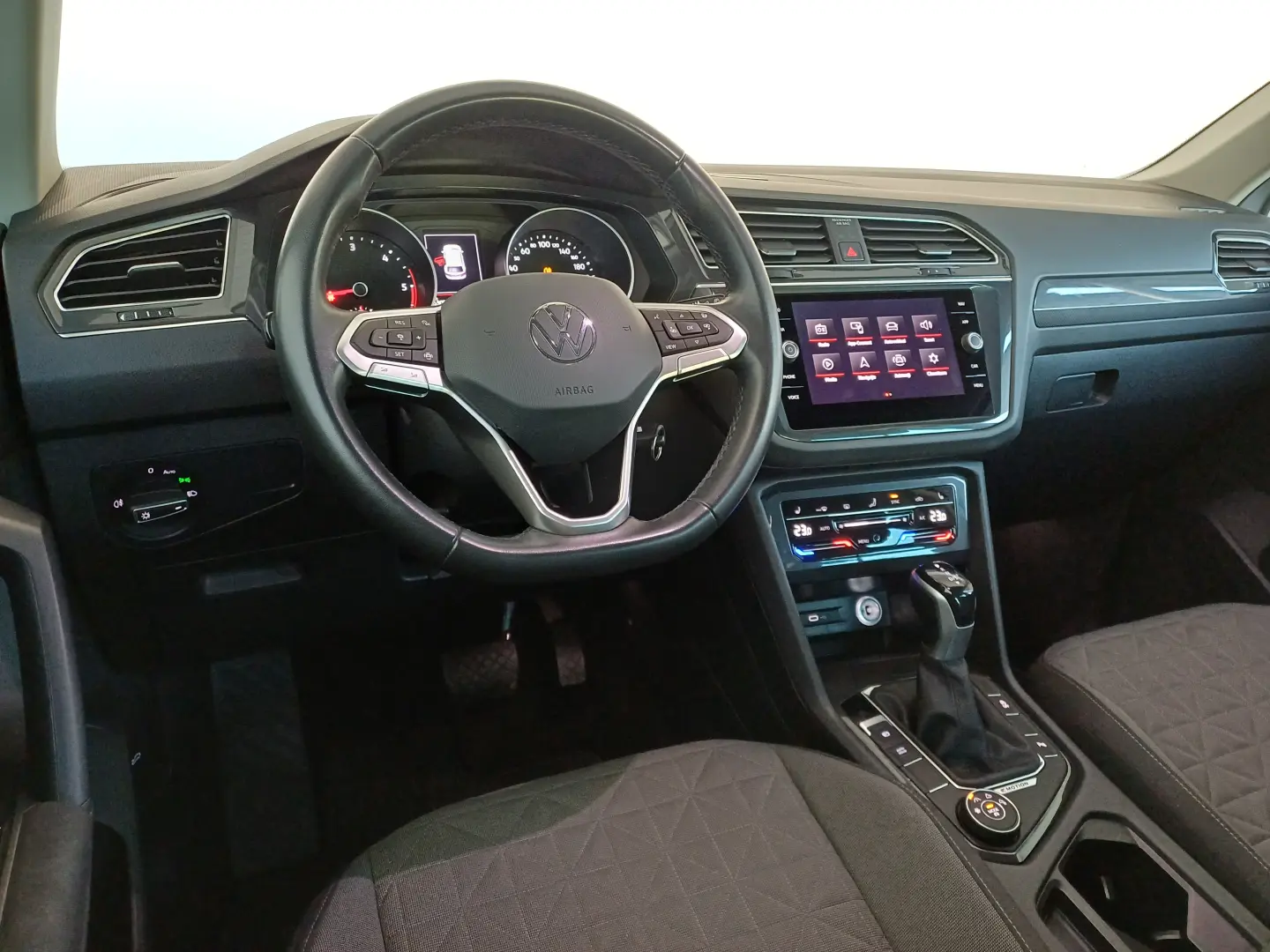 VW Tiguan Life 2 0 TDI SCR DSG 4Mot