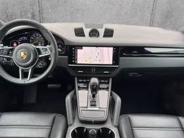 Cayenne E-Hybrid Platinum Edition Soft-Close LED