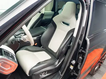 Land Rover Range Rover SVR 575CP