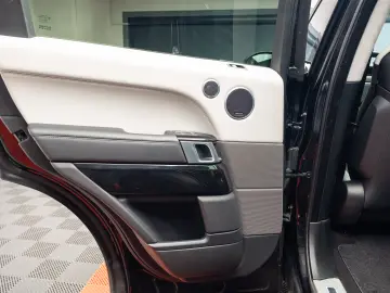 Land Rover Range Rover SVR 575CP