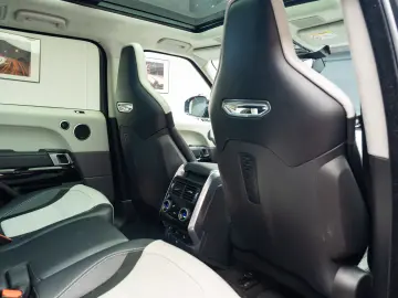 Land Rover Range Rover SVR 575CP