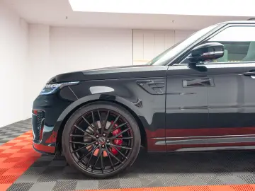 Land Rover Range Rover SVR 575CP