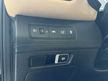 Hyundai Santa Fe Hybrid 1.6 l 230 CP 4WD 6AT Luxury