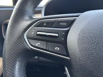 Hyundai Santa Fe Hybrid 1.6 l 230 CP 4WD 6AT Luxury