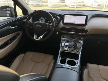 Hyundai Santa Fe Hybrid 1.6 l 230 CP 4WD 6AT Luxury