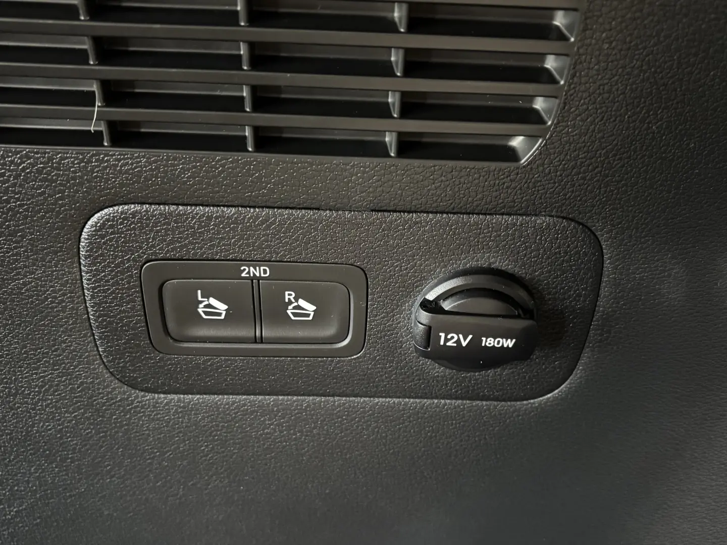 Hyundai Santa Fe Hybrid 1.6 l 230 CP 4WD 6AT Luxury