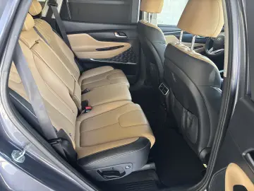 Hyundai Santa Fe Hybrid 1.6 l 230 CP 4WD 6AT Luxury
