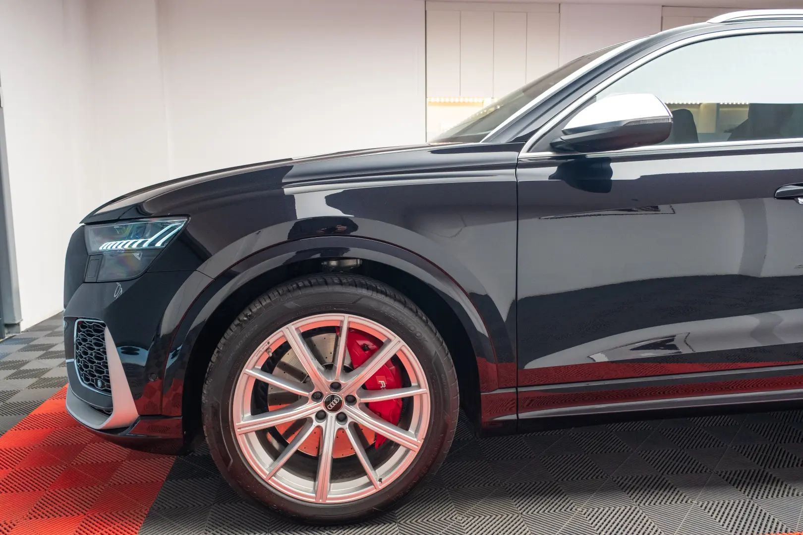 AUDI RSQ8 600 CP - Mild Hibrid - quattro