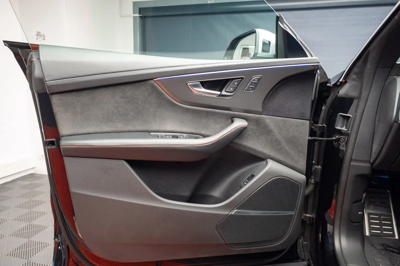 AUDI RSQ8 600 CP - Mild Hibrid - quattro