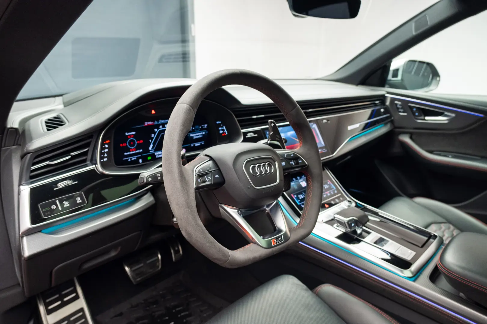 AUDI RSQ8 600 CP - Mild Hibrid - quattro