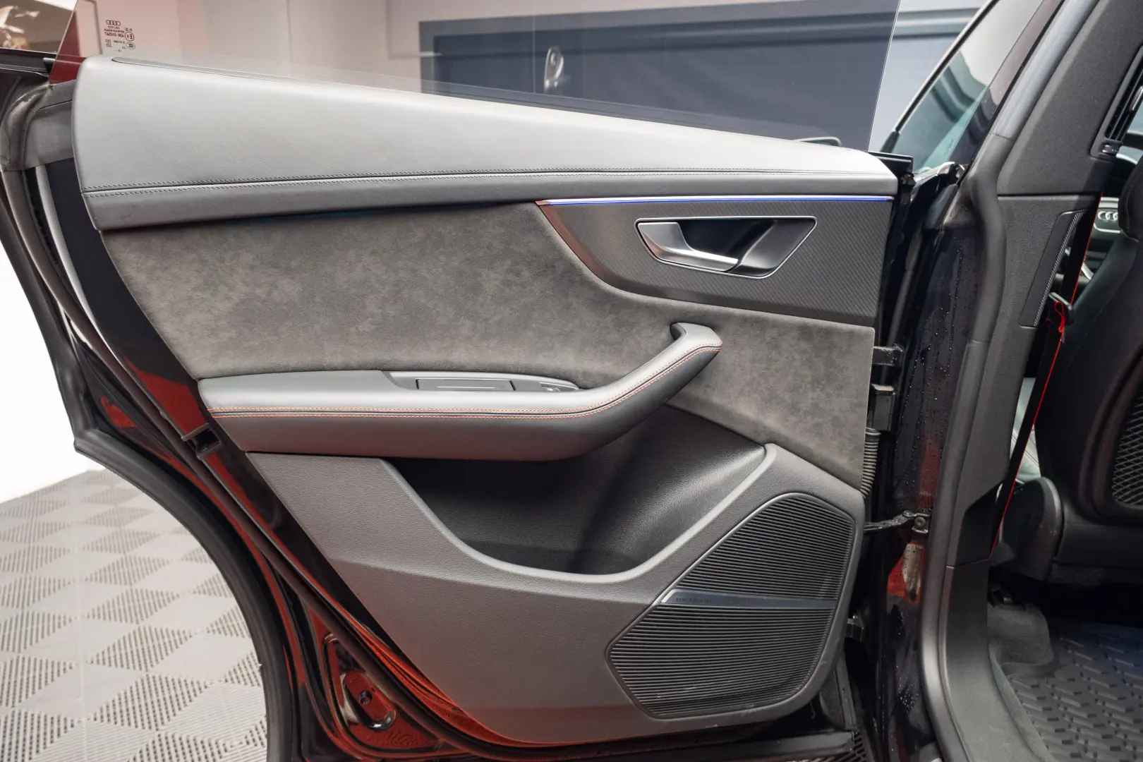 AUDI RSQ8 600 CP - Mild Hibrid - quattro