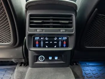 AUDI RSQ8 600 CP - Mild Hibrid - quattro