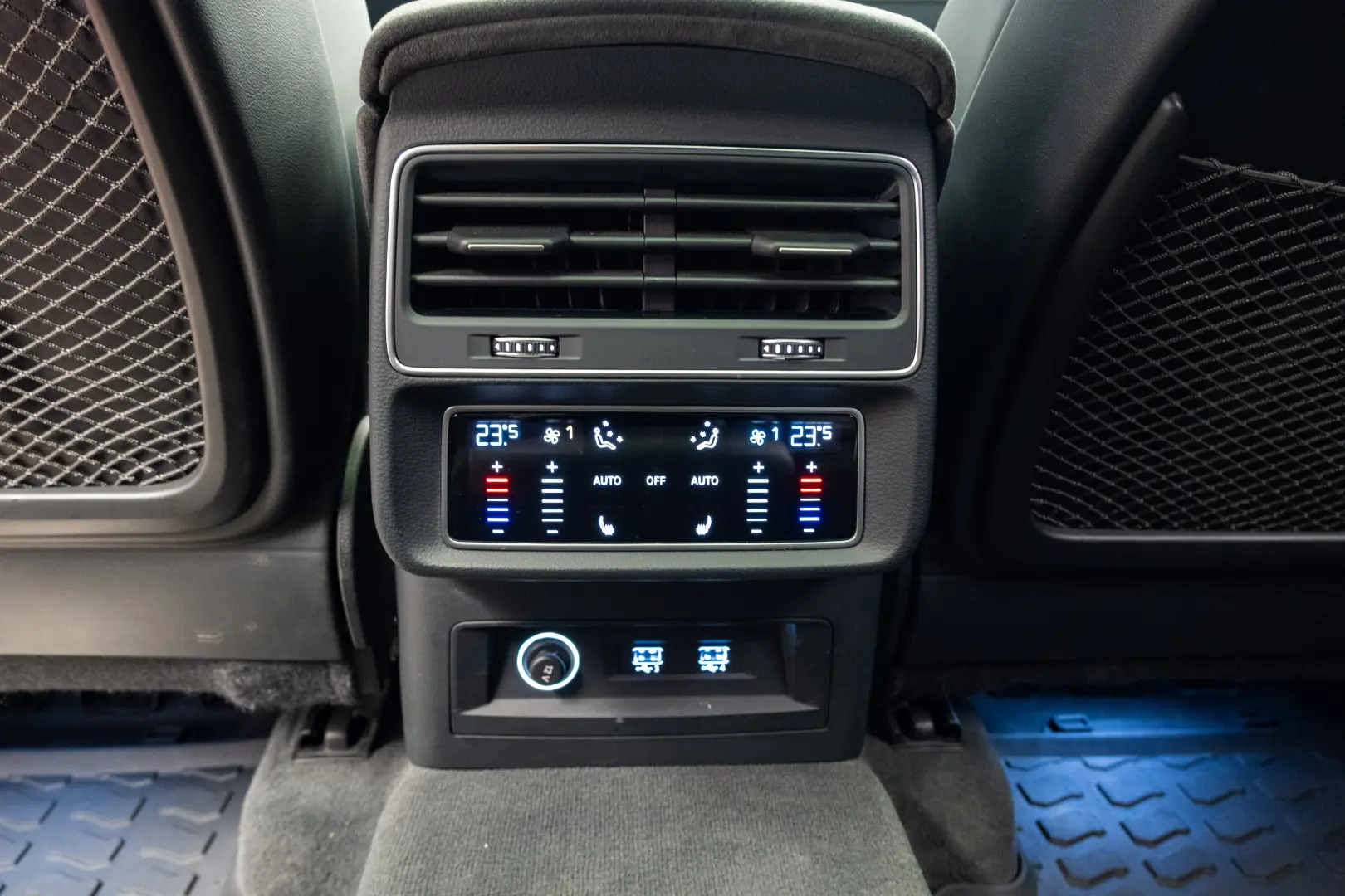 AUDI RSQ8 600 CP - Mild Hibrid - quattro