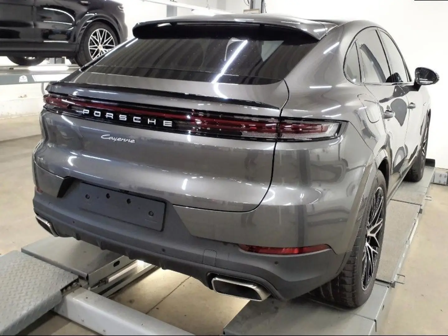Cayenne Coupe E-Hybrid Luft AHK Komfortzugang