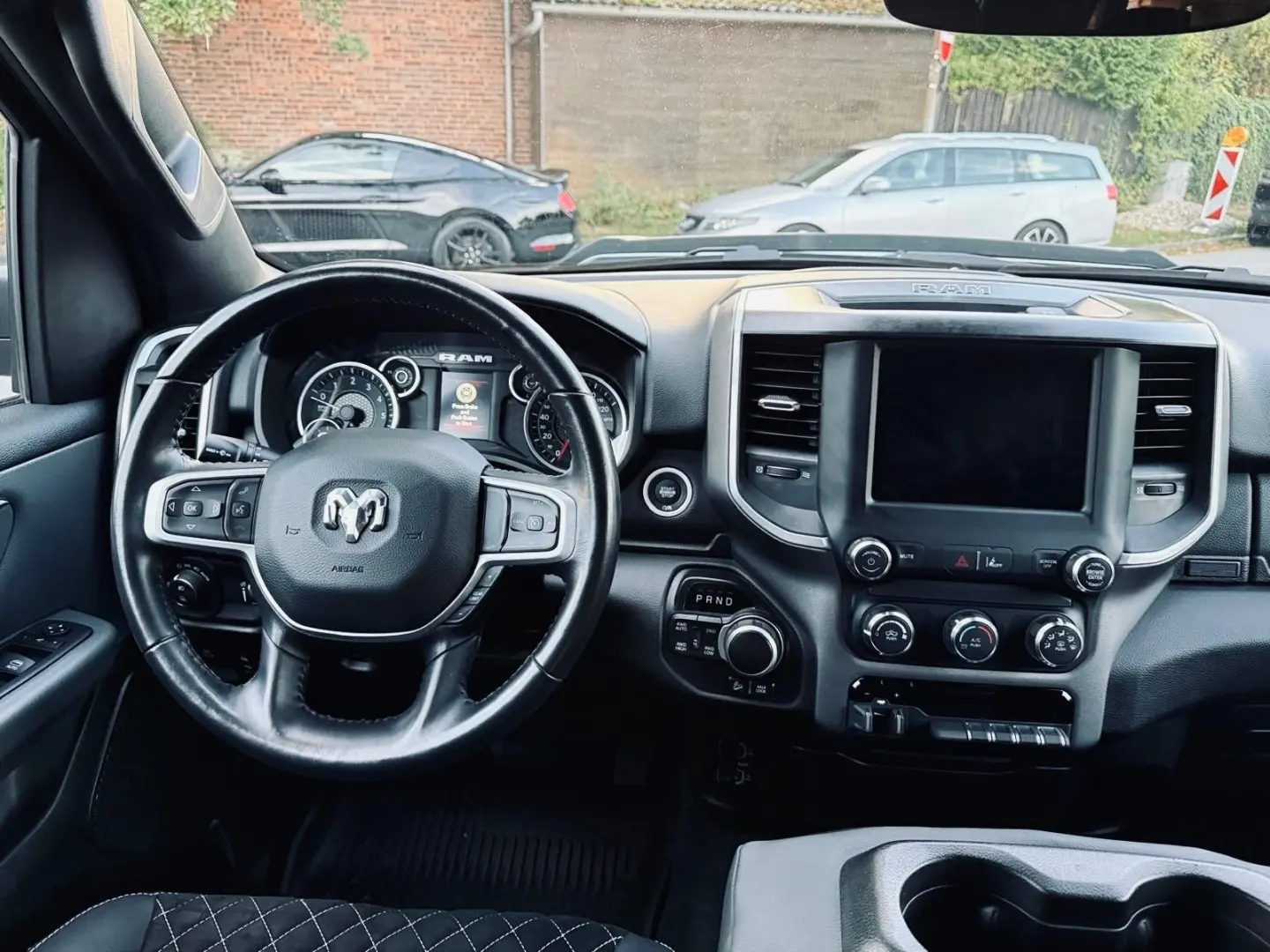 LONGBED V8 SPORT LIFT 4X4 AHK OFFROAD GARANTIE