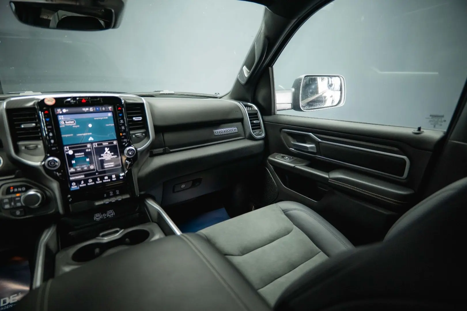 RAM 3.0 MY 25 TWIN TURBO BLACK EDITION  LED 19%