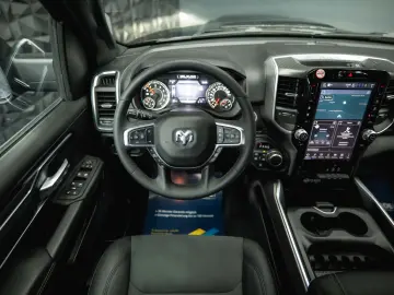 RAM 3.0 MY 25 TWIN TURBO BLACK EDITION  LED 19%