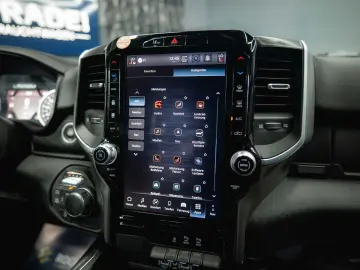 RAM 3.0 MY 25 TWIN TURBO BLACK EDITION  LED 19%