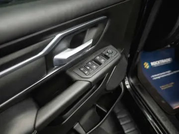 RAM 3.0 MY 25 TWIN TURBO BLACK EDITION  LED 19%