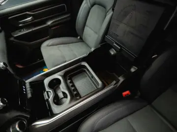 RAM 3.0 MY 25 TWIN TURBO BLACK EDITION  LED 19%