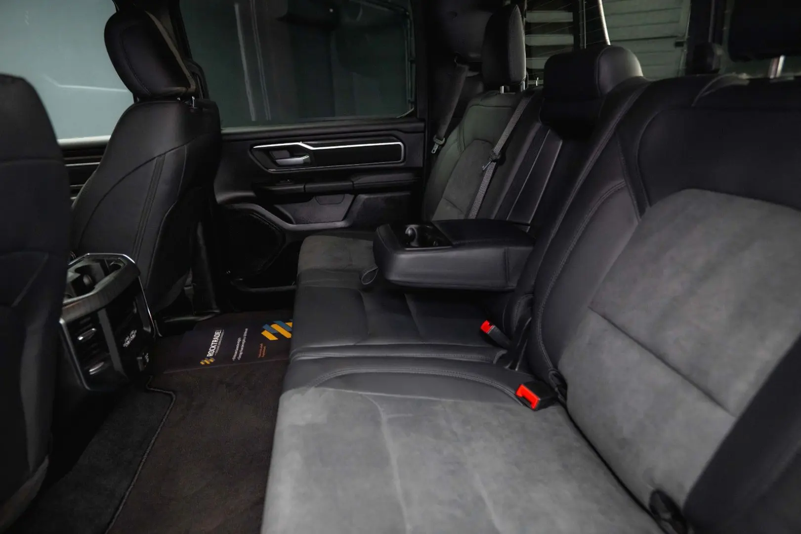 RAM 3.0 MY 25 TWIN TURBO BLACK EDITION  LED 19%