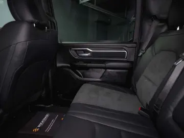 RAM 3.0 MY 25 TWIN TURBO BLACK EDITION  LED 19%