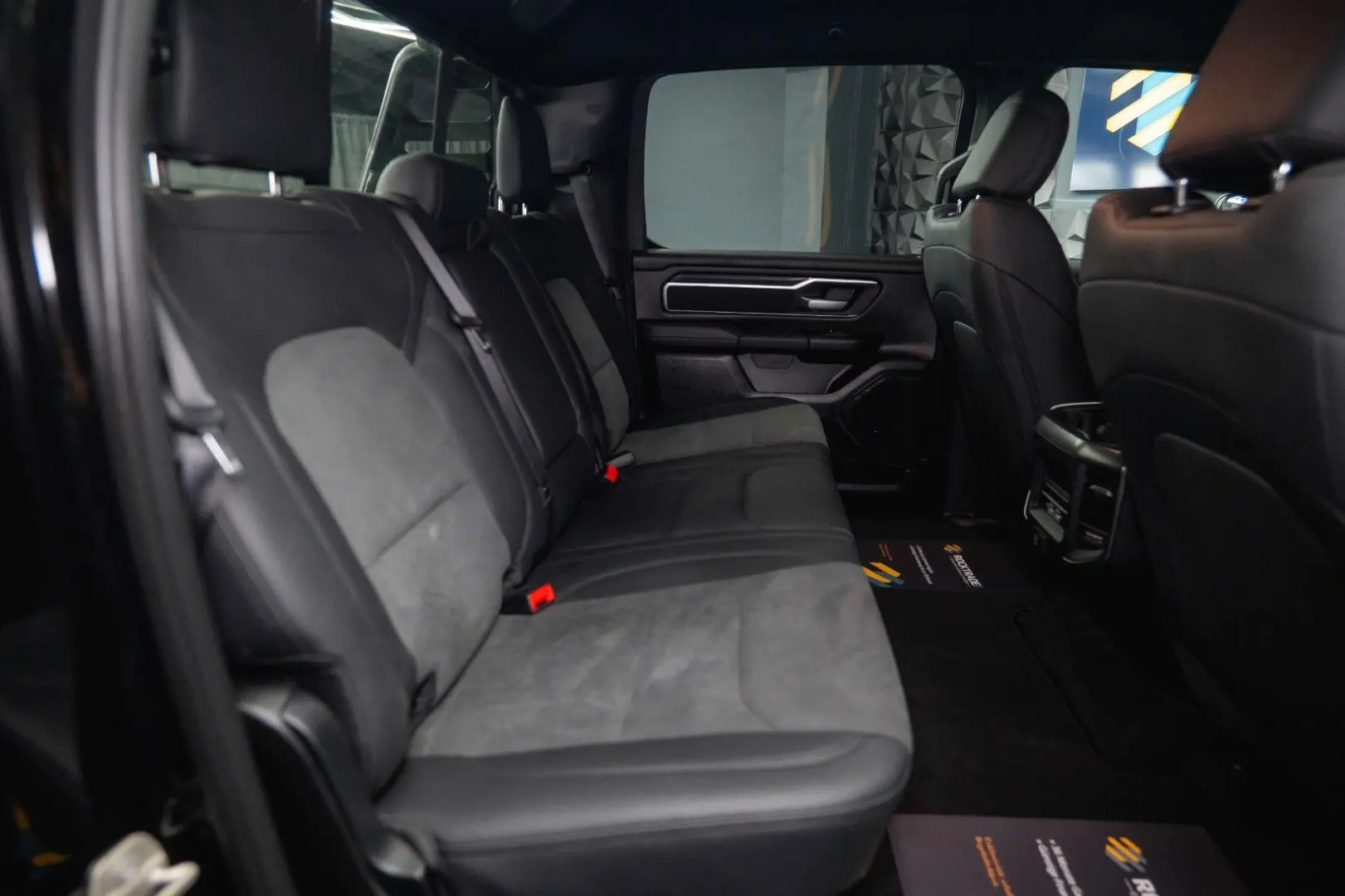 RAM 3.0 MY 25 TWIN TURBO BLACK EDITION  LED 19%