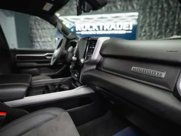 RAM 3.0 MY 25 TWIN TURBO BLACK EDITION  LED 19%