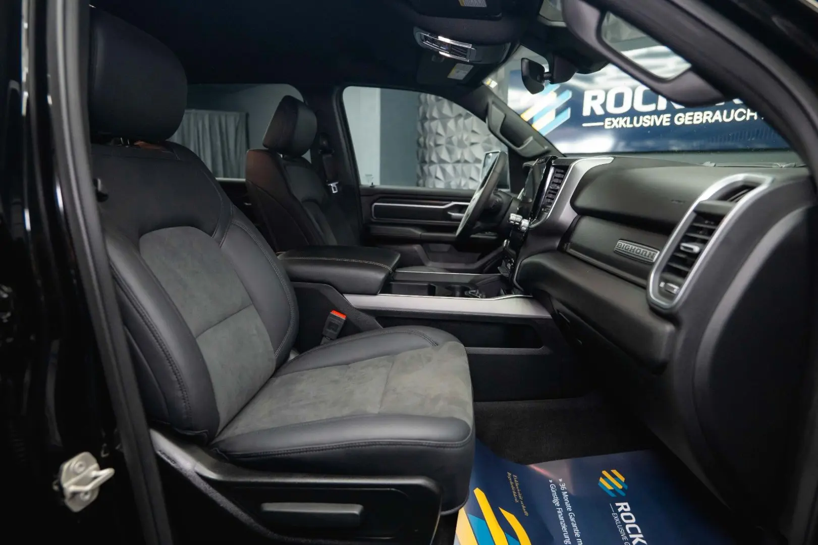 RAM 3.0 MY 25 TWIN TURBO BLACK EDITION  LED 19%