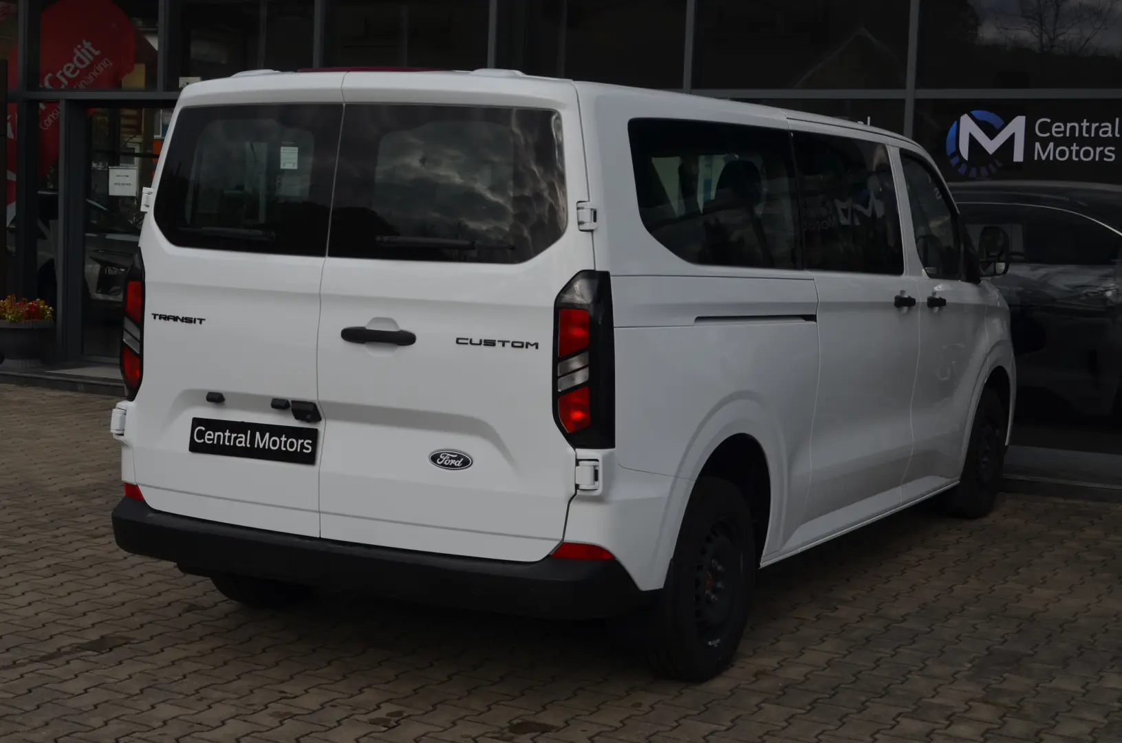 Ford Noul Transit Custom Kombi-M1 320L L2H1 Trend
